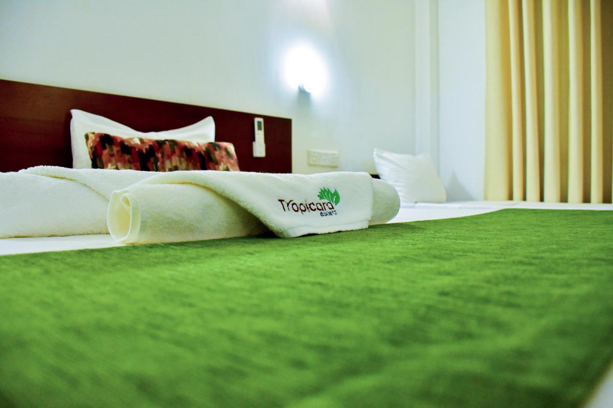 Tropicara Resort Сигирия Экстерьер фото