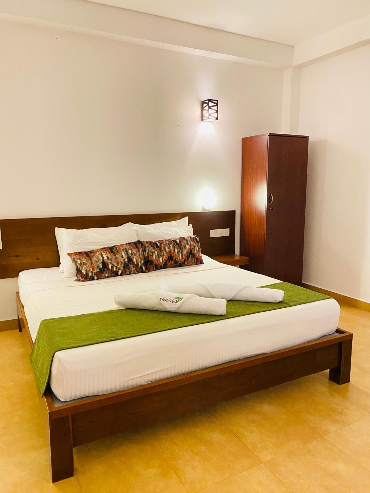 Tropicara Resort Сигирия Экстерьер фото